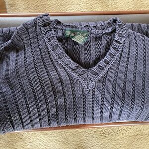 Men's V-Neck Sweater - Gray
